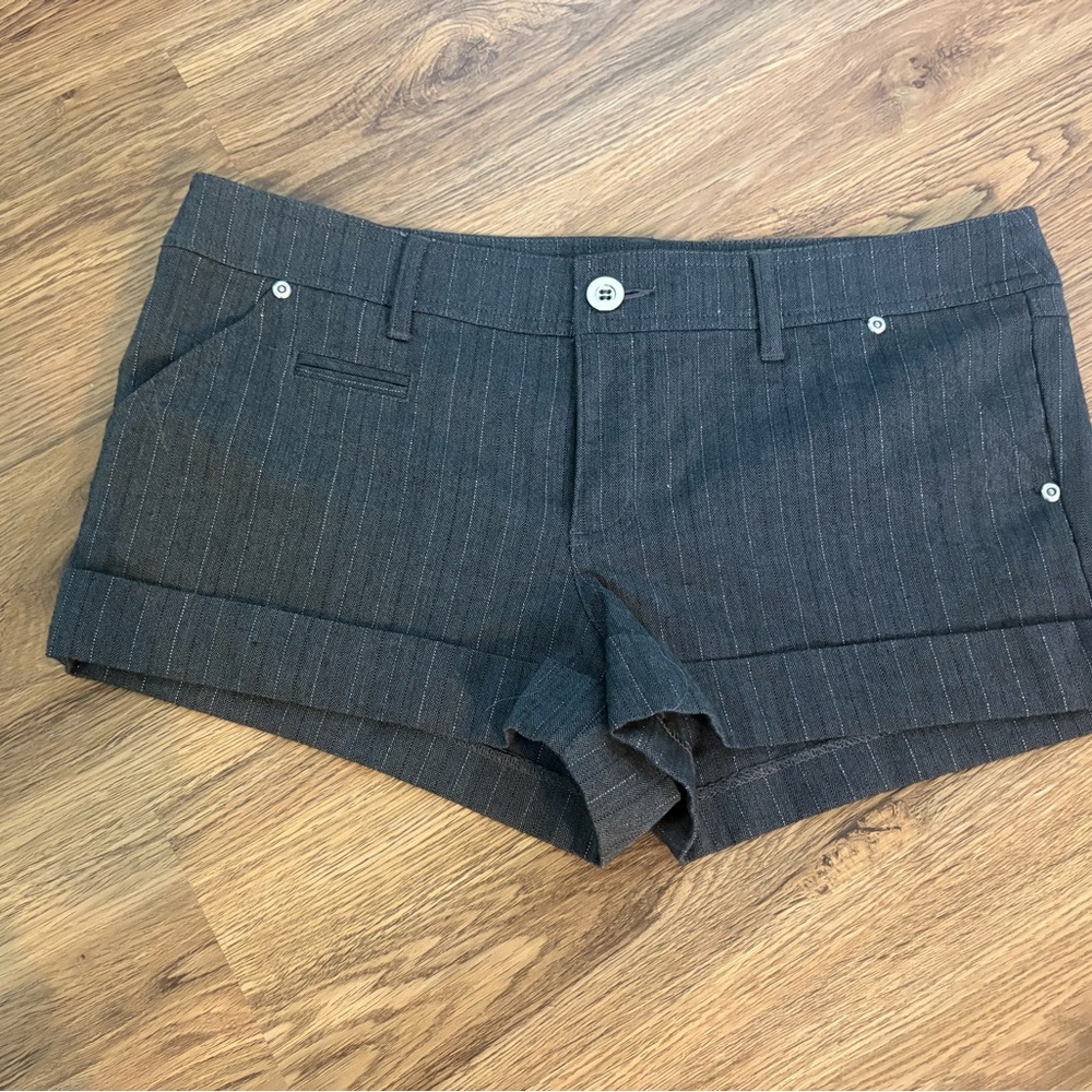 Guess Charcoal pinstripe Shorts size 28